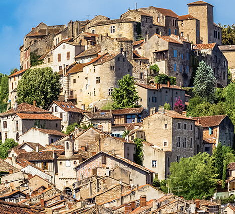 Cordes-sur-Ciel à visiter lors de votre séjour au camping dans le Tarn Lo Garda Riu 