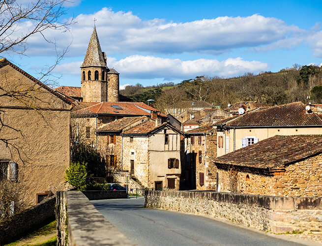 Monestiés, le charme d’un village du Tarn