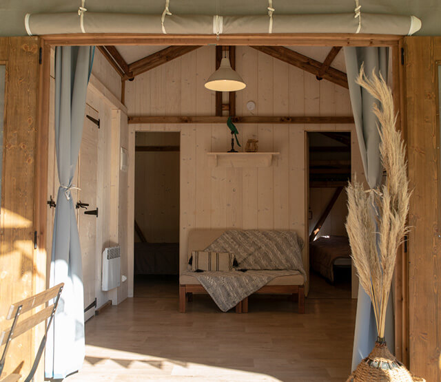 Intérieur du chalet en bois